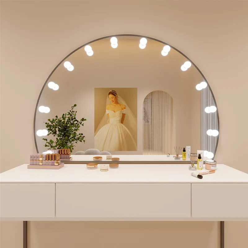 Wedding Dress - r5.13 Lustro do makijażu do studia