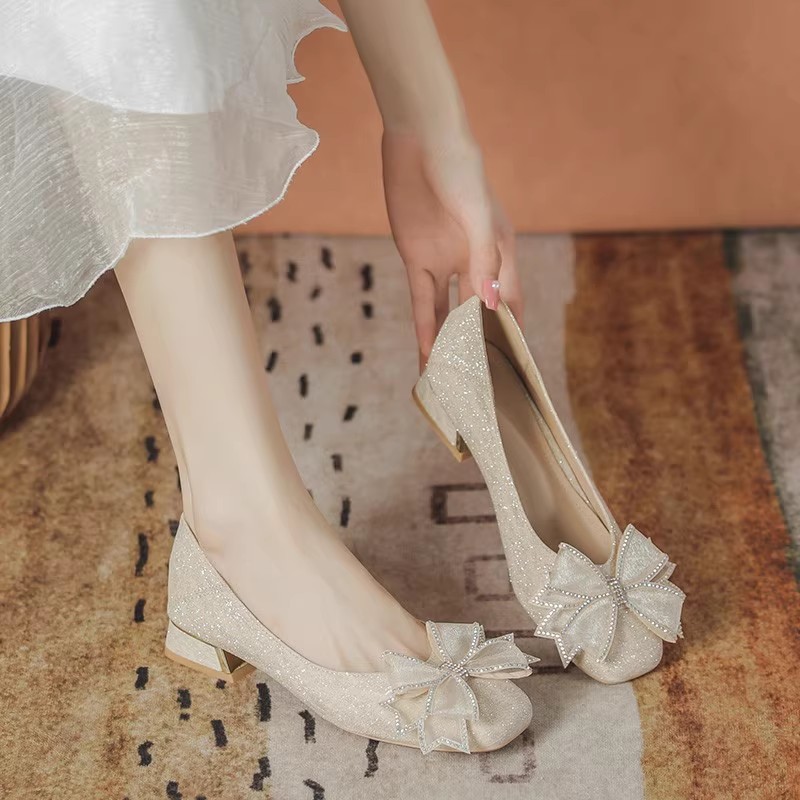 Womens Heels - Damskie buty ślubne na jesień 2025