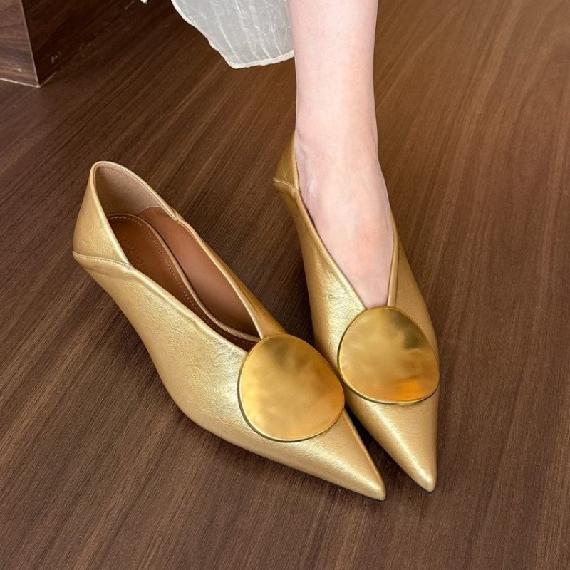 Womens Heels - Wsuwane damskie baleriny z ostrym noskiem
