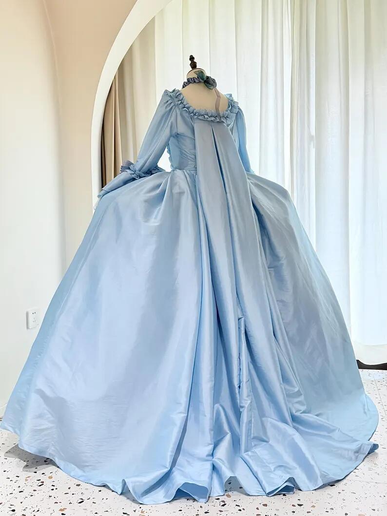 Suknia w stylu Rococo z XVIII  – Evening Gown recenzja i cena