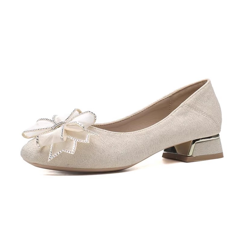 Damskie buty ślubne na jesień  – Womens Heels recenzja i cena