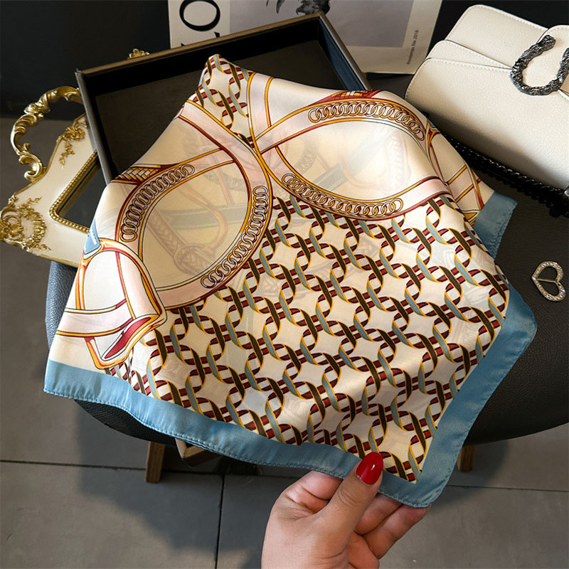 Luksusowa damska kwadratowa ap – Silk Blouse recenzja i cena